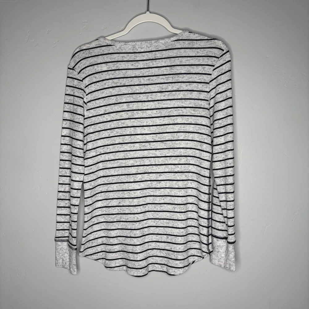 Sundry Striped Henley Sleep Top Long Sleeve Gray Black‎ 3 - Picture 6 of 6